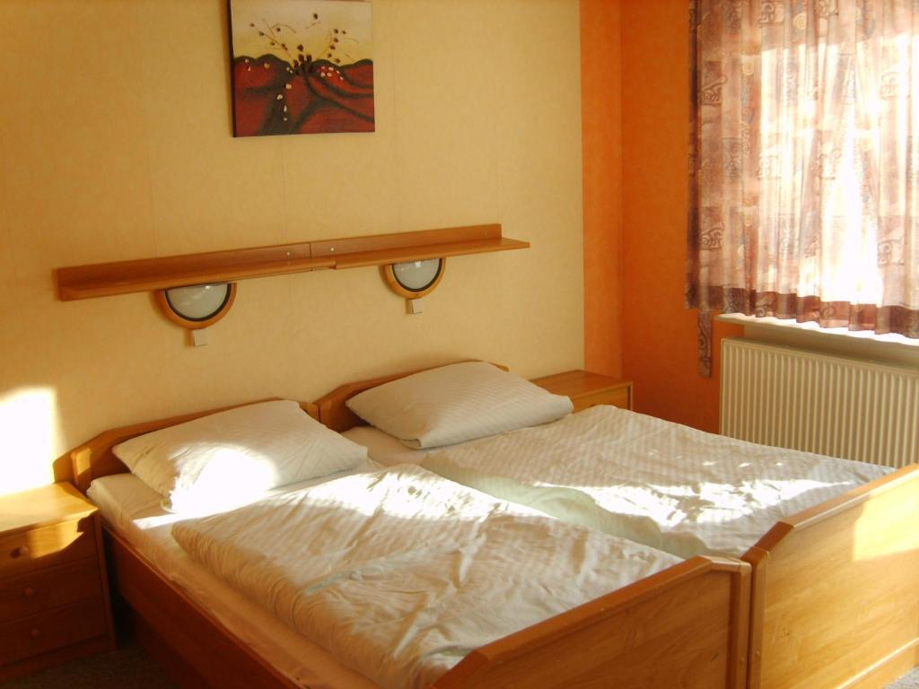 Hotel-Garni "Hof Von Hannover" Wittmund Chambre photo